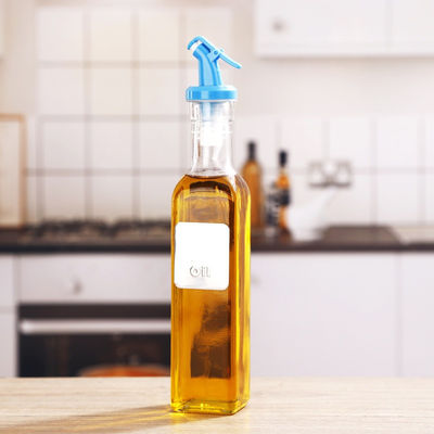 سایر ابزار پخت و پز مربع بطری روغن شیشه ای سفید با نوزل لوگو سفارشی
