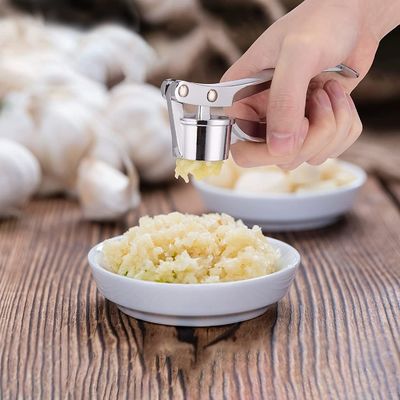 چند آشپزخانه Grater فولاد ضد زنگ آلیاژ زینک دستی سیر مطبوعات آشپزخانه ابزار