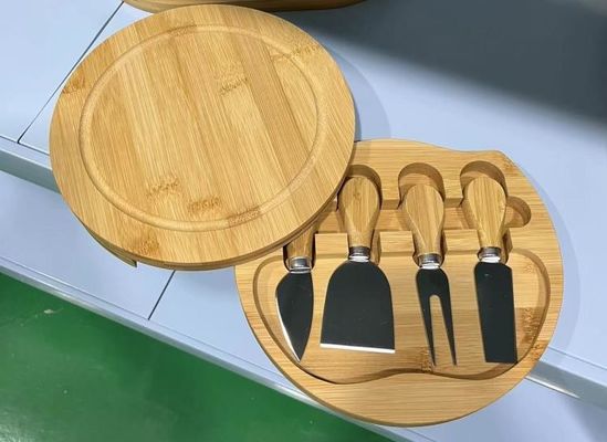 ابزار چوبی پیتزا برای ماندگار لوگو سفارشی